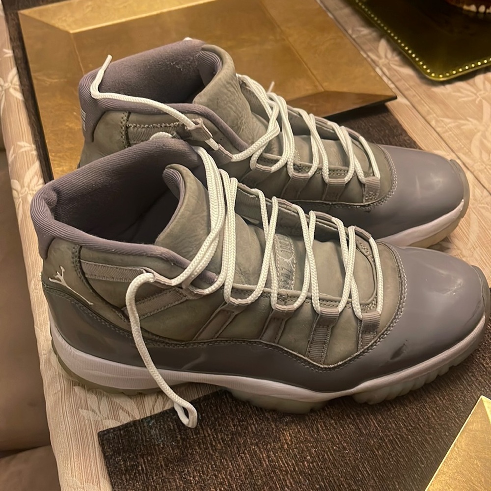 Cool Grey Jordan 11 size 9.5 Men